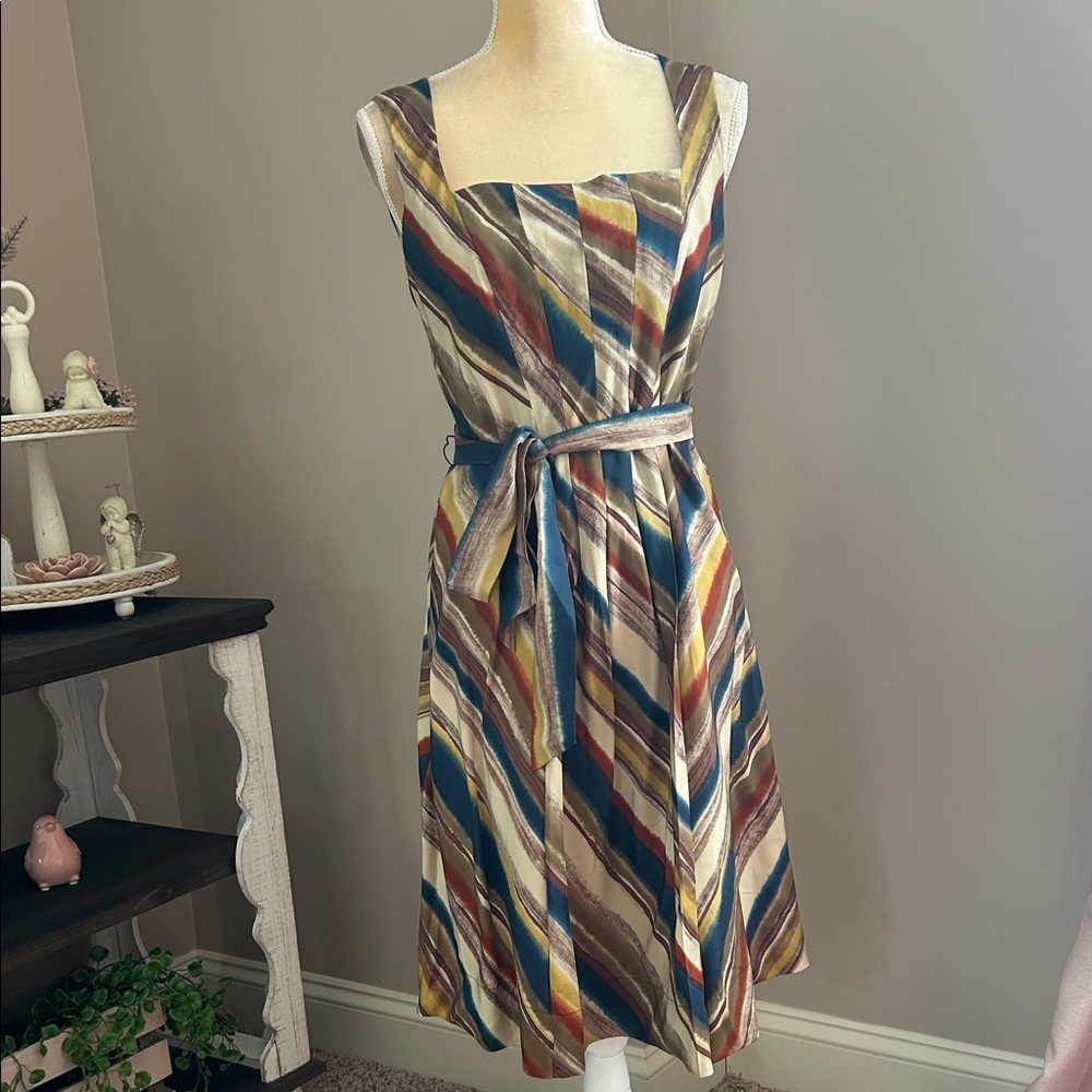 GUC Anthropologie Classiques Entier 100% Silk Dress(size 8) - Picture 2 of 7